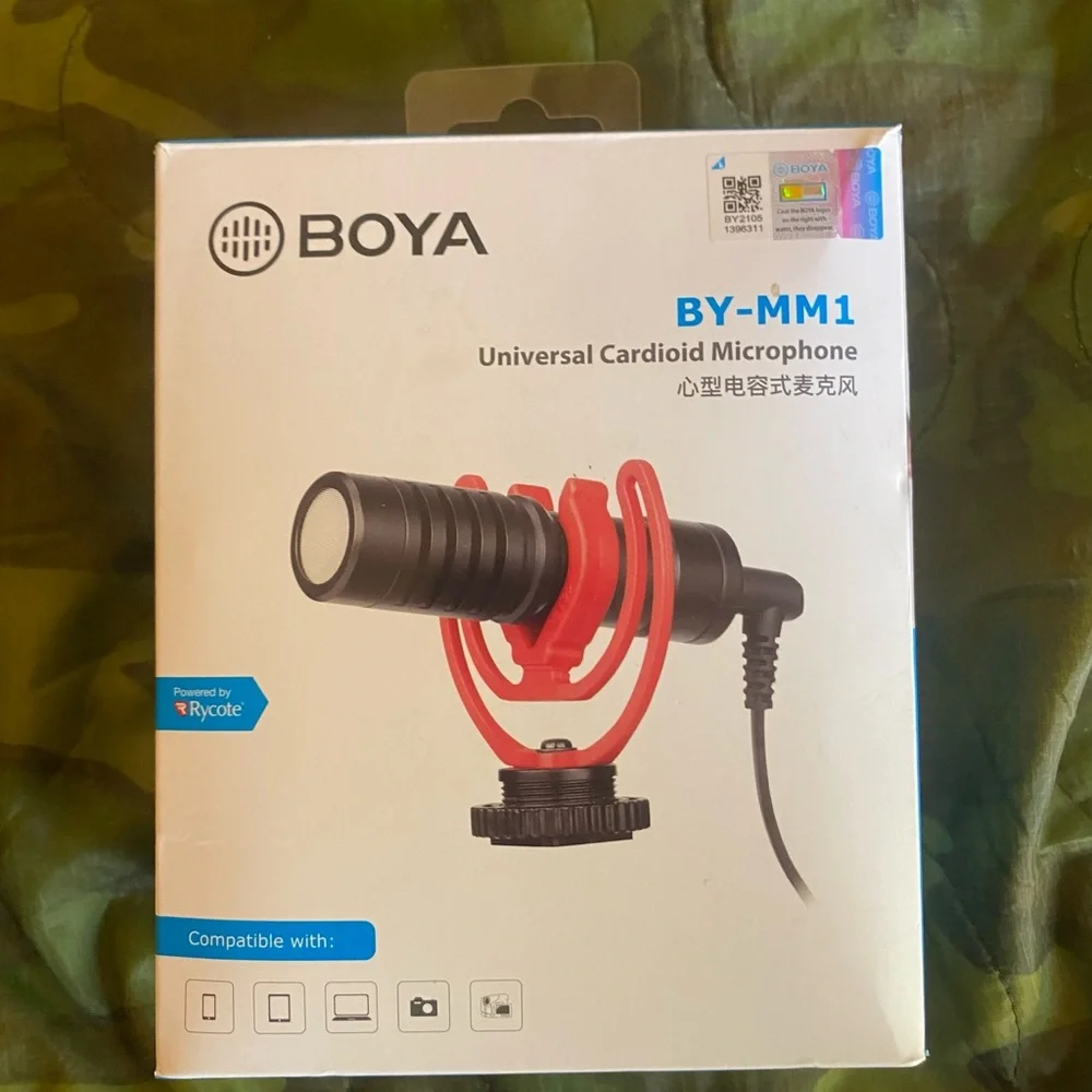 Boya BY-MM1 Universal Cardioid Microphone - Black and Red